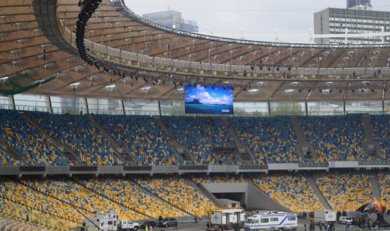 2012乌克兰欧洲杯赛场P20全彩LED显示屏项目