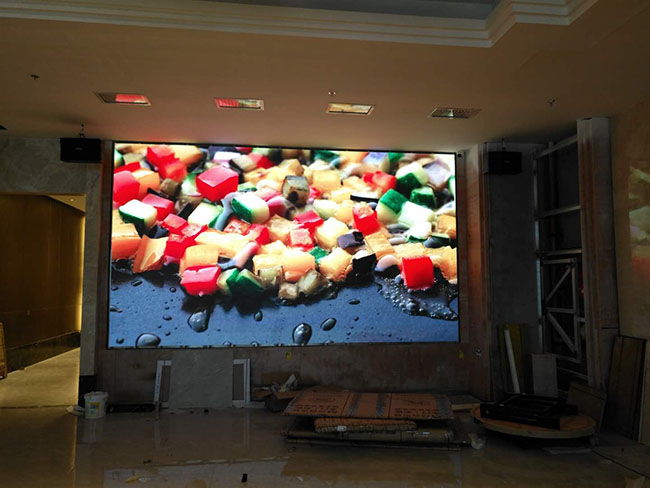 湖南长沙金鼎食府P2.5室内LED显示屏项目