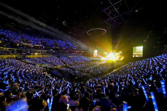 王者归来！金沙集团186cc成色大屏闪耀伍佰ROCK STAR 上海演唱会！